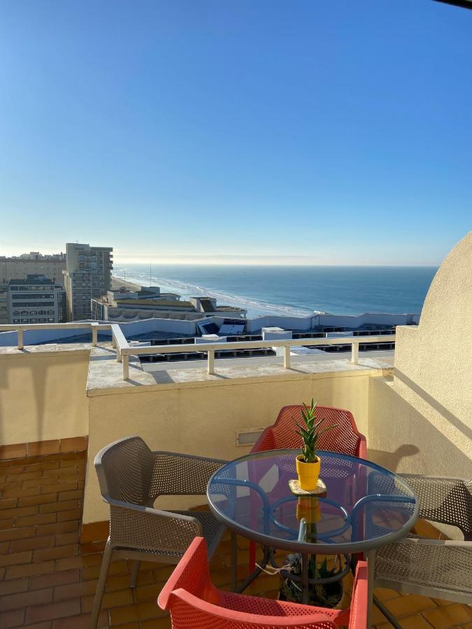 Atico Apartamento Loft Playa Victoria Cádiz Kültér fotó